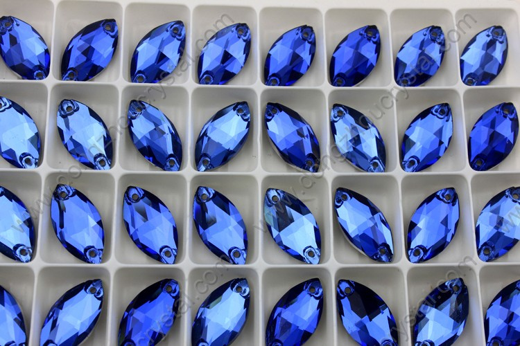 9X18mm Capri Blue Dz-3066 Navette Stone Sew on Rhinestone with 2 Holes