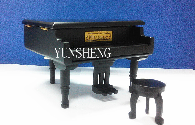 Pure Black Wooden Piano Musical Box Elegant Music Box for Birthday Gift (LP-31B) D