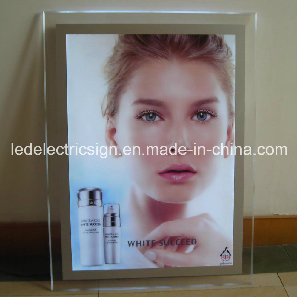 LED Magic Mirror for Makeup Advertising
