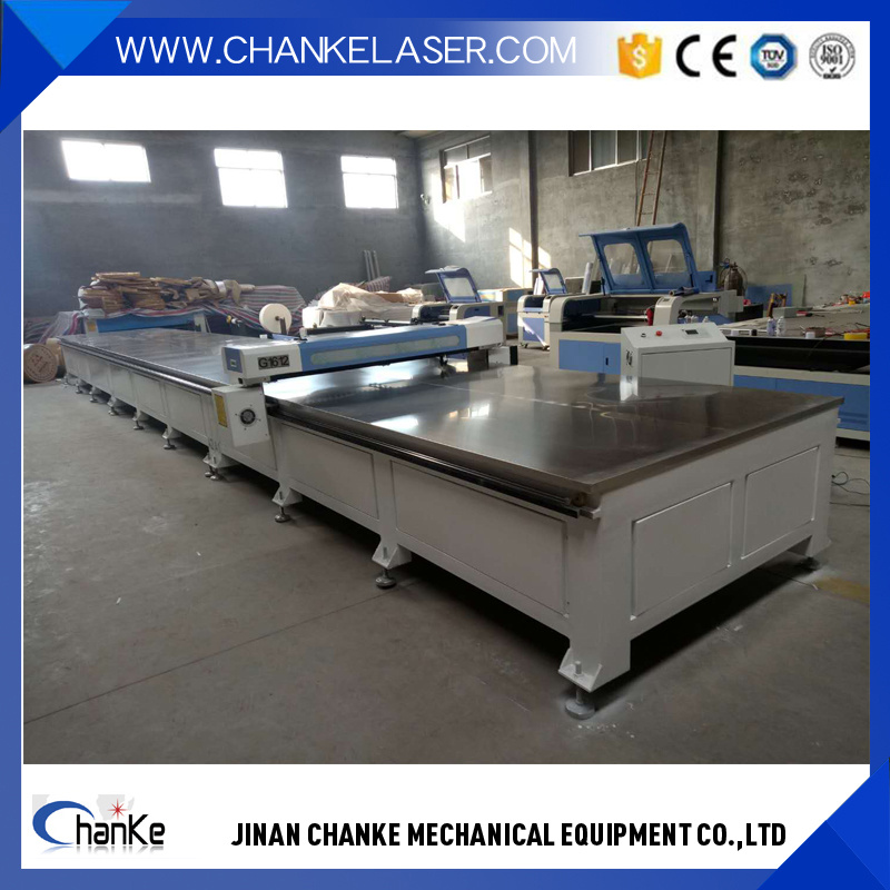 1.6mx12m Size Automatic CO2 Cloth Leather Fabric Laser Cutting Engraver