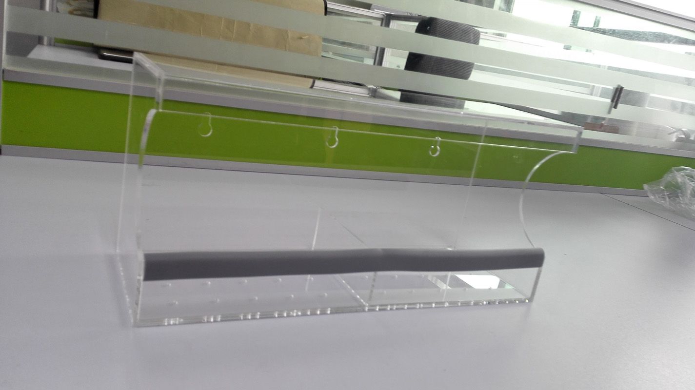 Hanging Clear Palstic Plexiglass Large Acrylic Window Bird Feeder