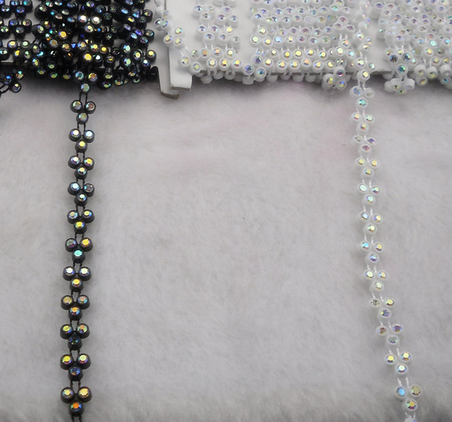 Fashion Shaped Single Row Plastic Rhinestone Trimming Chain for Garment