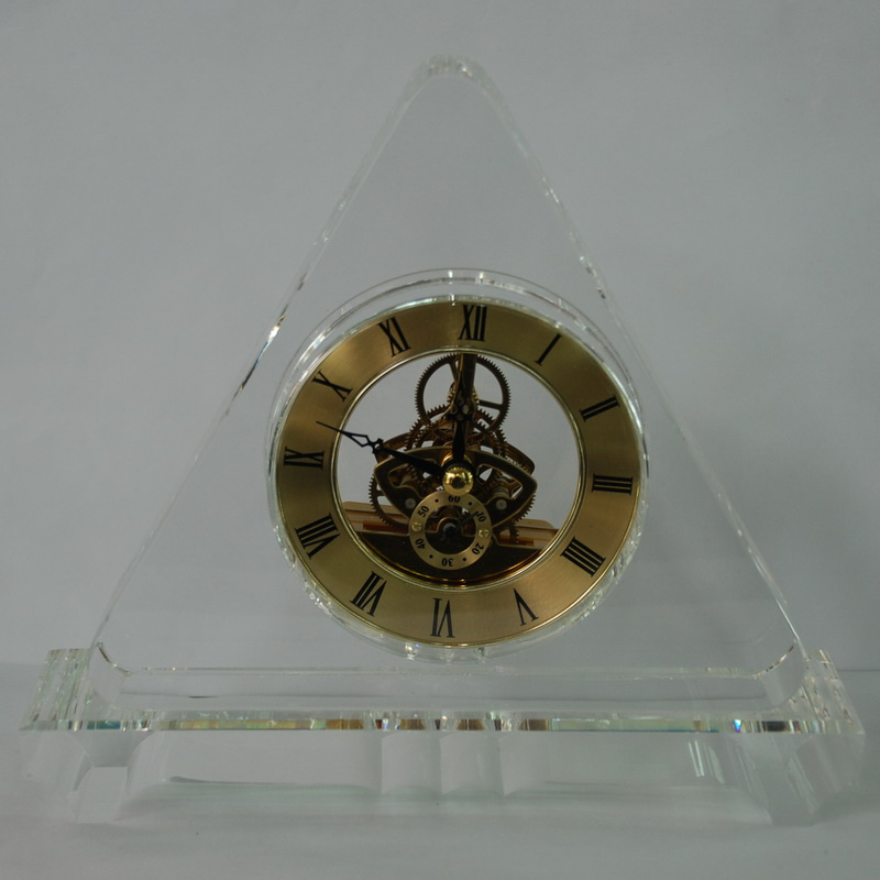 Triangle Gold Crystal Quartz Clock for Colleague Gifts