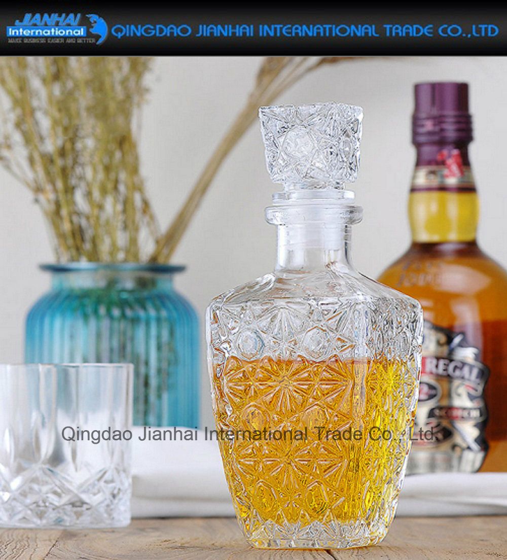 Superior Quality Crystal Glass Wine Bottle with Glass Seal