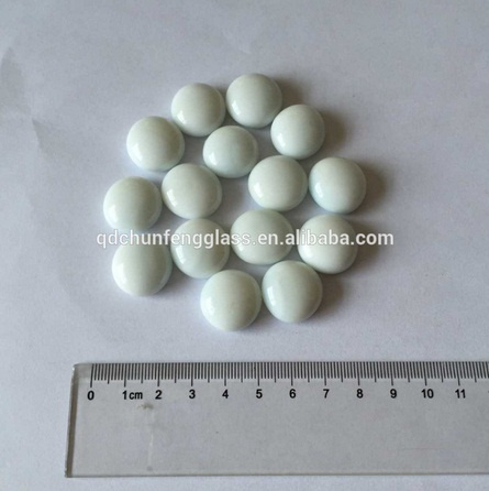 Swimming Pool Use Glass Pebbles