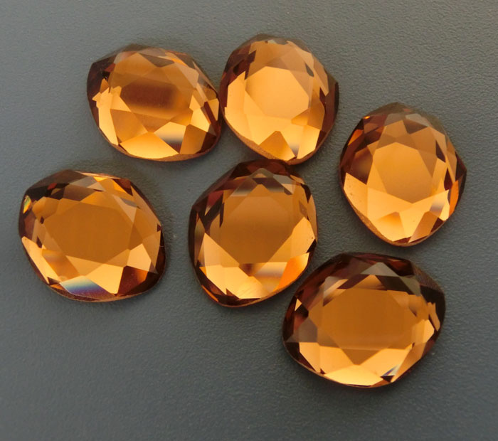 Design Glass Fancy Crystal Stone Beads for Crystal Garment Accessories