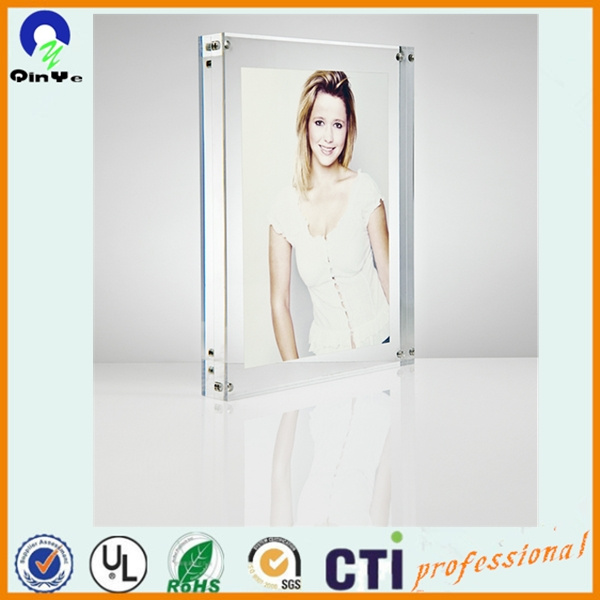 Hot and Organic Manufacturer Supply Transparent Arylic Photo Frame