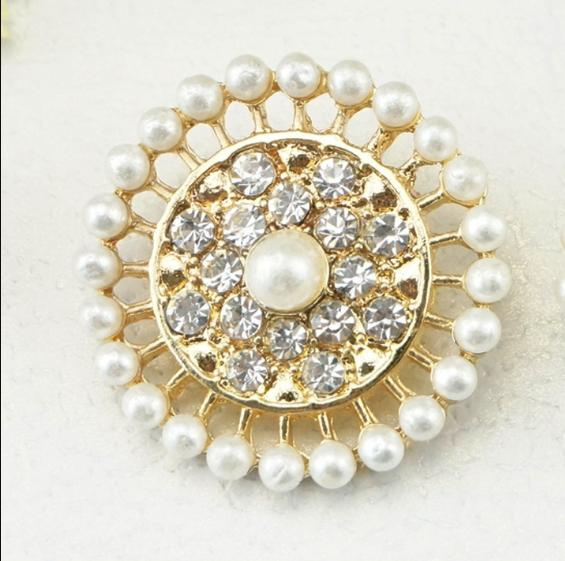 Fashion Pearl Rhinestone Flower Shape Buttons for Garment