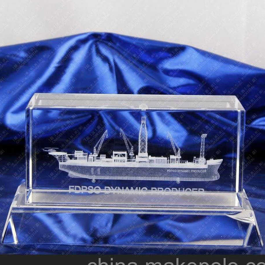 Factory Directly Sell 3D Laser Crystal Cube for Souvenir