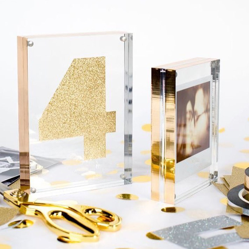 OEM and ODM Crystal Acrylic Cube Photo Frame with Magnet