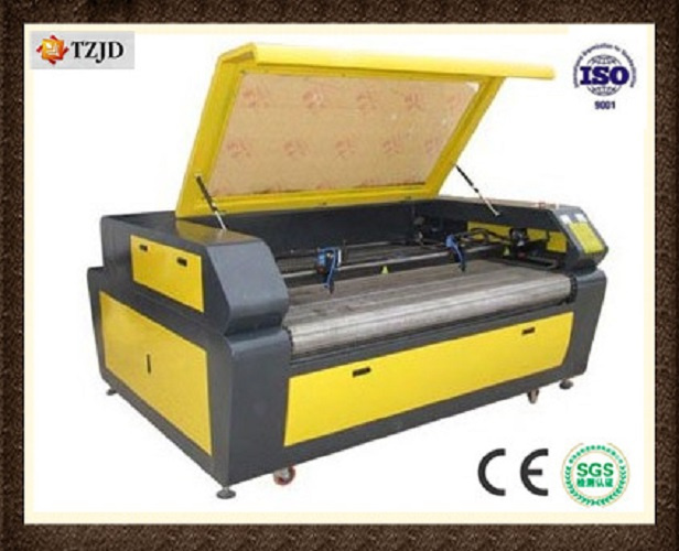 Fabric Garment Leather High Speed CO2 Laser Machine Cutter