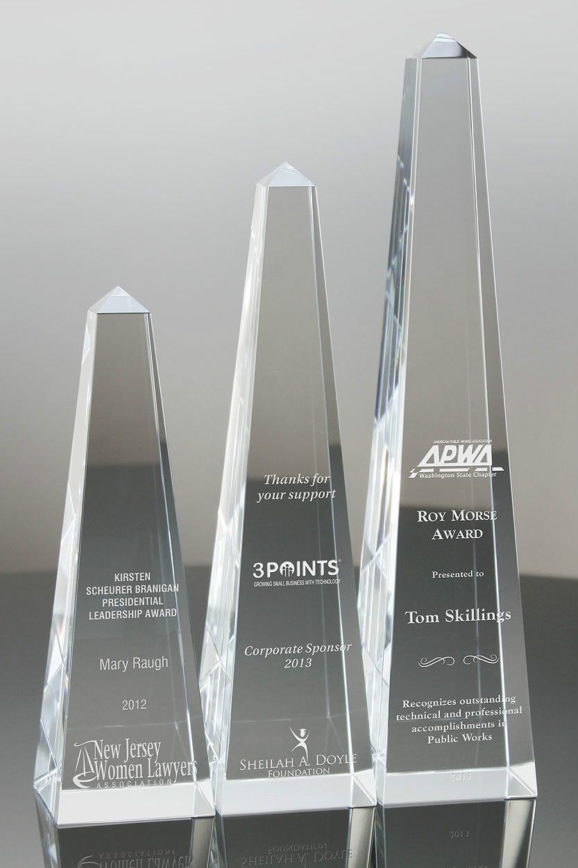Willis Crystal Obelisk (#5326, #5327, #5328)
