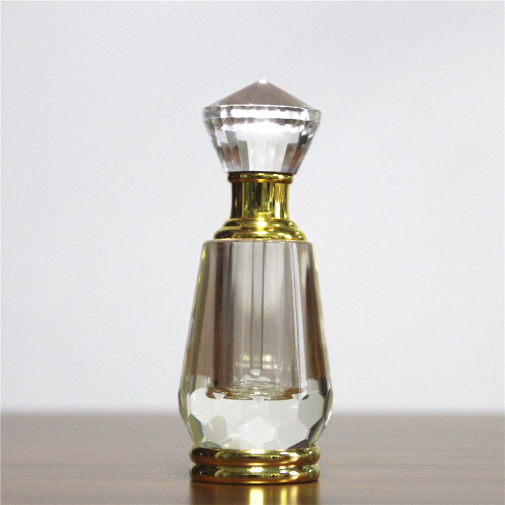 2017 China Newest Small Empty Bottle Clear White Crystal Perfume Glass Bottle Gifts