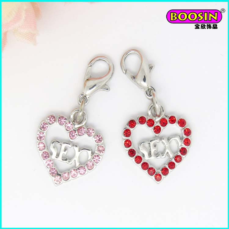 Fashion Wholesale Zinc Alloy Heart Shape Crystal Accent Pendant