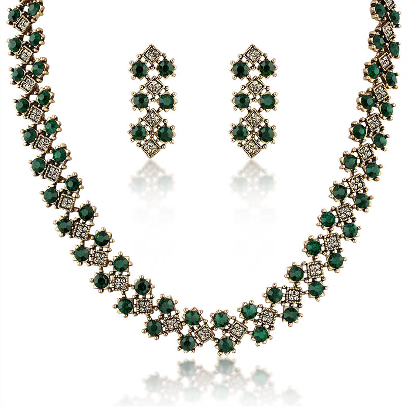 Antique Vintage Style Dubai Gold Olivine Stone Woman Jewelry Set