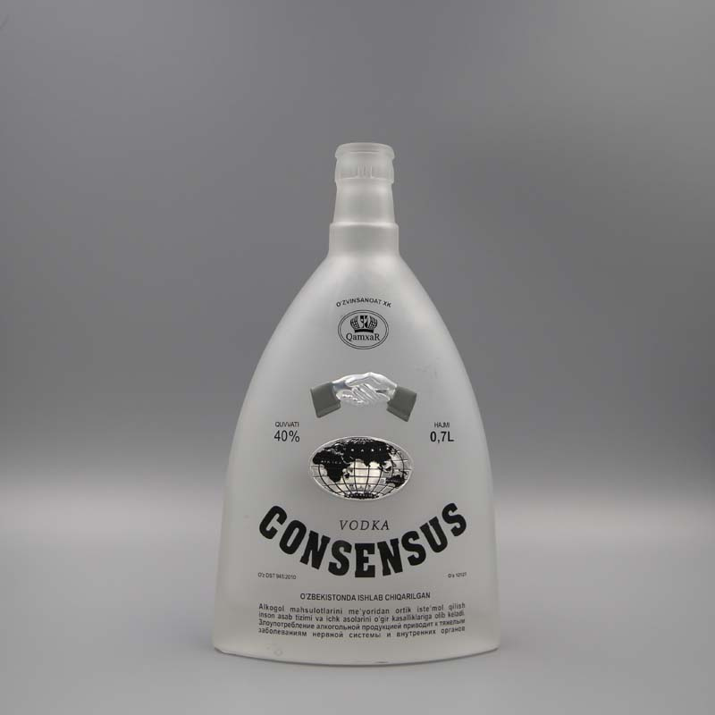 High Quality Custom 700ml Glass Bottle for Whiskey Vodka Brandy