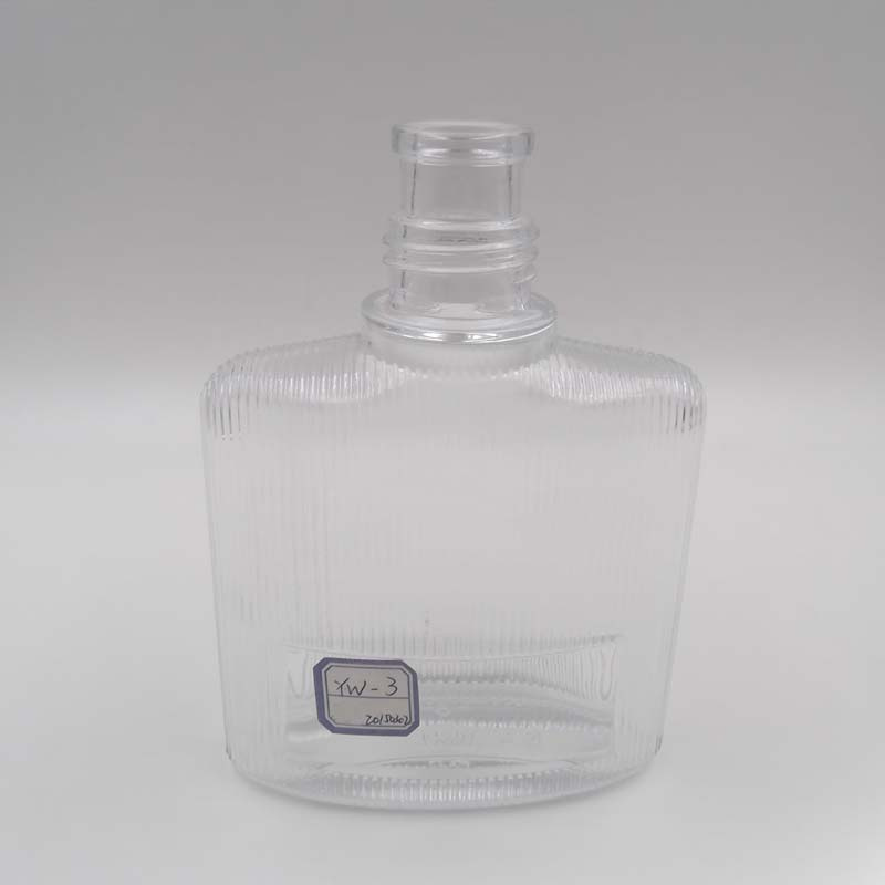 High Quality Customized 500ml Brandy Bottle, Distilled Liquor Glass Bottle