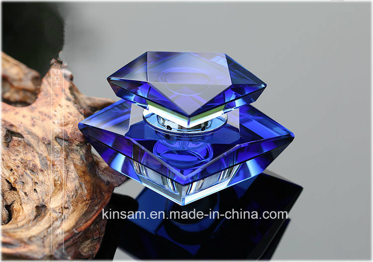 Fashion Crystal Glass Perfume Bottle for Decoration
