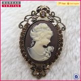 Wholesale Vintage Metal Film Cameo Brooch Jewelry
