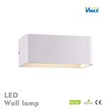 Modern Metal Wall Lamp with Stunning Frame Decoration