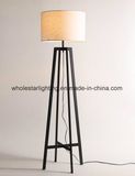 Modern Metal Floor Lamp with Fabric Shade (WHF-2219)