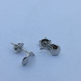 Fashion Silver Feather Stud Earring