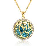Fashionable Rhinestone Rose Flower Round Pendant Necklace