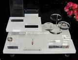 Factory Custom Acrylic Luxury Jewelry Display Furniture