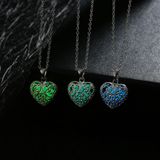 Small Elephant Luminous Necklace 3 Color Necklace Pendant Noctilucent Pendant Necklace, Christmas Halloween Gift