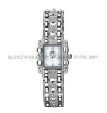 OEM Fashion Crystal Wrist Metal Quartz Watch with Metal Bracelet
