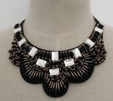 Fashion Charm Chunky Bib Costume Choker Crystal Collar Necklace (JE0004)