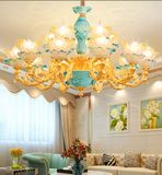 Franch and Luxury Golden Zinc Alloy Pendant Lamp