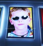 Home Decoration Acrylic Photo Frame LED Slim Light Box (CSW03-A2L-01)