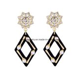 New Fashion Elegant Inlaid Diamond Long Earring Rhombus Design Pendant with Pearl for Women