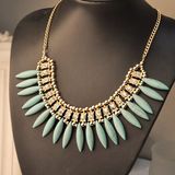 The New Women's Fashion Bohemian Crystal Pendant Necklace
