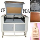 Laser Machine with CCD Camera for Cloth/Trademark