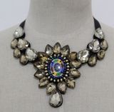 Beaded Crystal Fashion Costume Jewelry Chunky Choker Collar Necklace (JE0087)