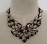 2017 Handmade Bead Crystal Fashion Charm Chunky Bib Costume Choker Collar Necklace (JE0006)
