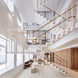Modern Decorative Carbon Steel Straight Staircase
