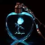 Souvenir Gift Key Chain Peach Heart Crystal I Love You Keychain Couples Party Colorful Flashing LED Lights Chaveiros Llavero