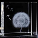 Various Designs Cheap Glass Crystal Cube with OEM Logo Engraving