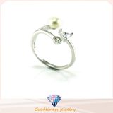 Trendy Pearl Wholesale Women Wedding Pearl Triangle Crystal 925 Silver Fashion Jewelry Ring (R10444)