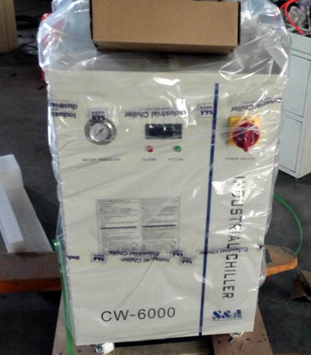 Metal & Nonmetal Laser Cutter Flc1325A with Auto Focus